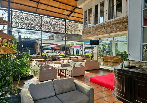 WhatsApp Image 2026-02-21 at 17.02.12